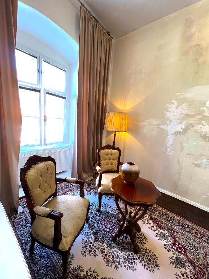 Appartement Csaky Palace Bratislava Extérieur photo